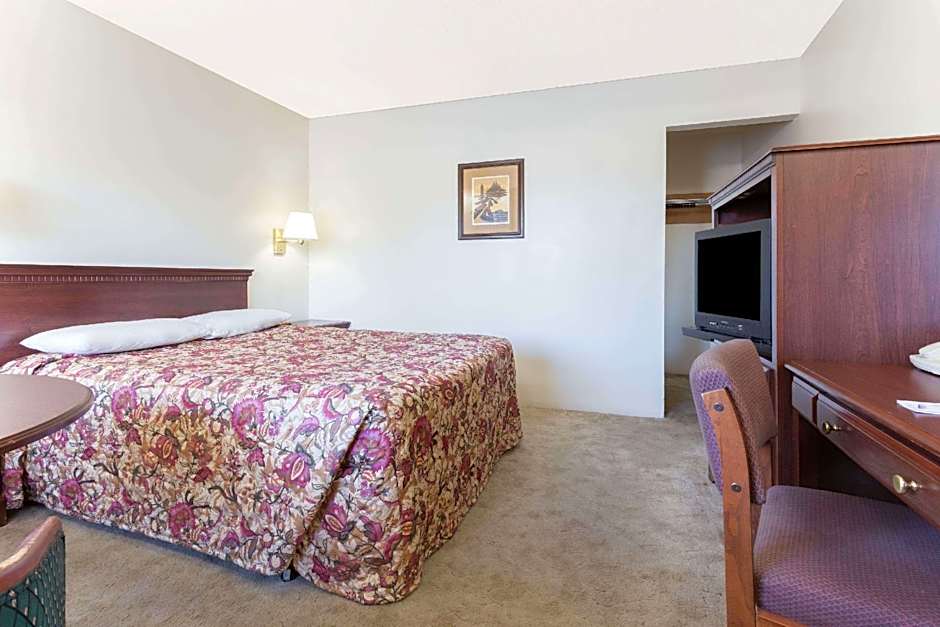 Knights Inn - Baker City OR