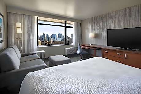 Guest room, 1 King, Sofa bed, City view