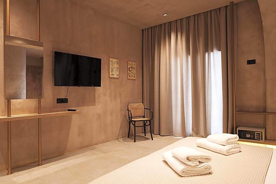 Medusa Luxury Suites