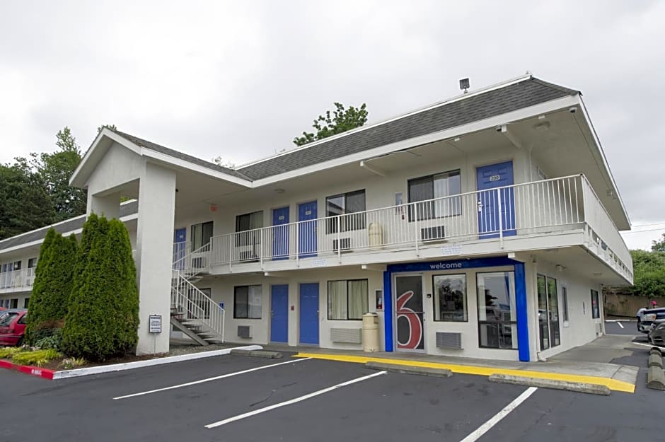 Motel 6 Seattle, WA - Airport