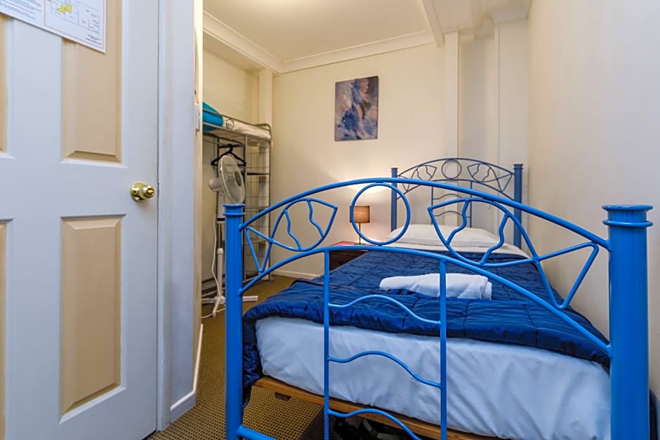 Bowen Terrace Accommodation