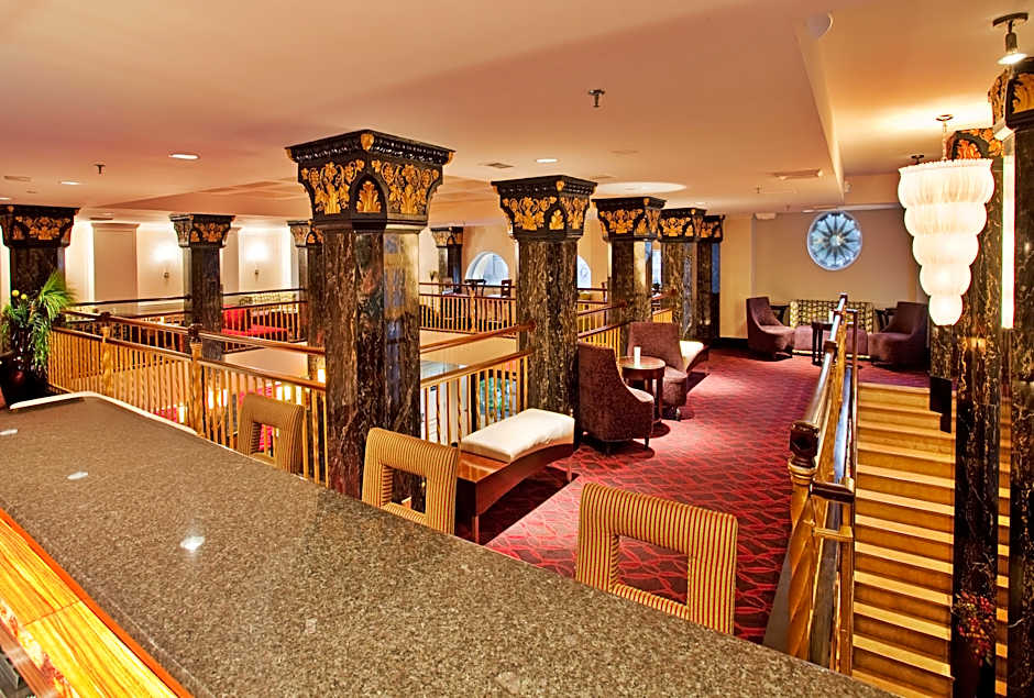 Holiday Inn Kansas City Downtown - Aladdin