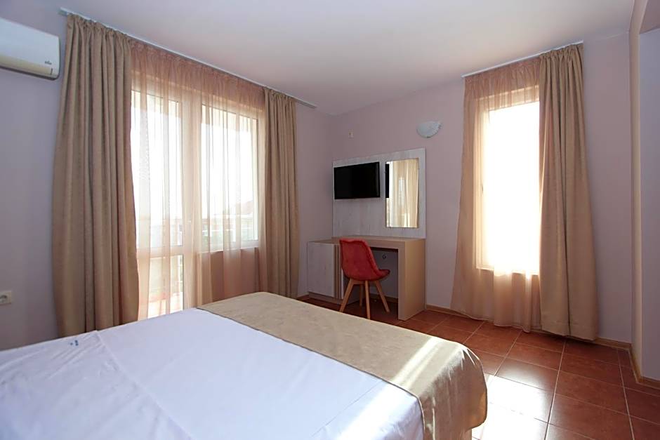 Hotel PERLA BEACH
