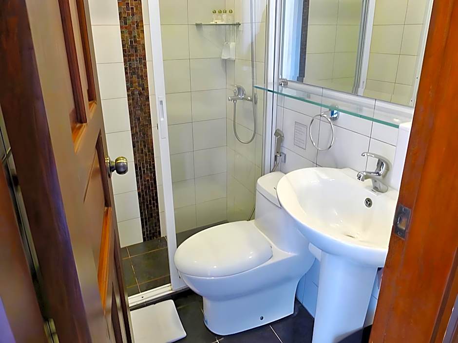 Ipil Suites Puerto Princesa