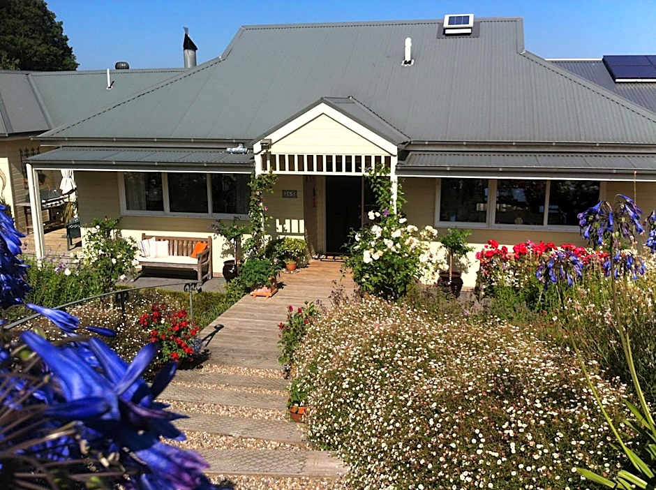 Llarrinda Bed & Breakfast