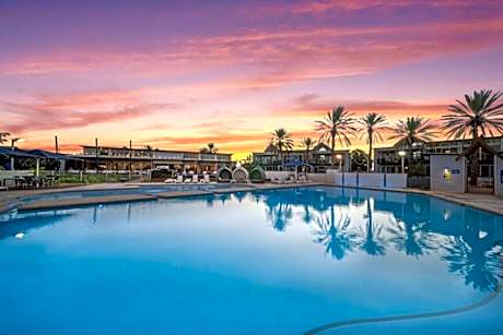 Mantarays Ningaloo Beach Resort