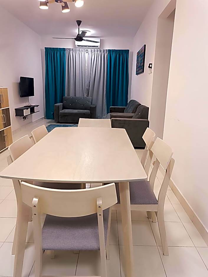 Faeyz Homestay Seri Serindit