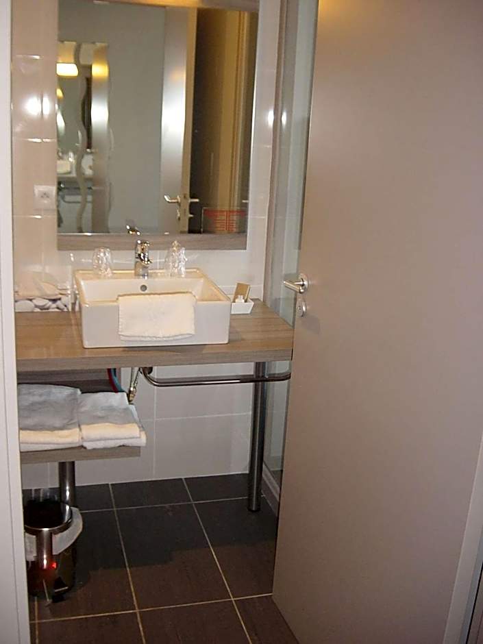 Brit Hotel Spa Le Connetable