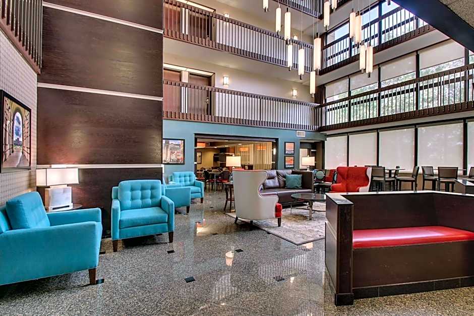 Heritage Inn & Suites The Woodlands, Trademark by Wyndham