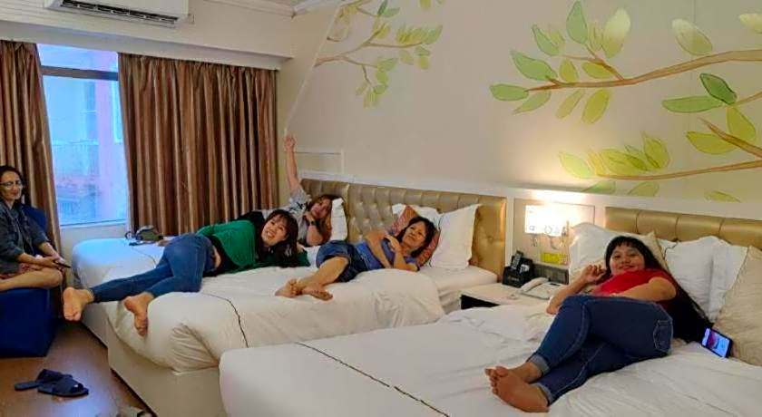 Towns Well Hotel