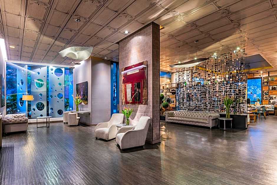 Hotel Bluedoors 100 Luxury Suites by Preferred