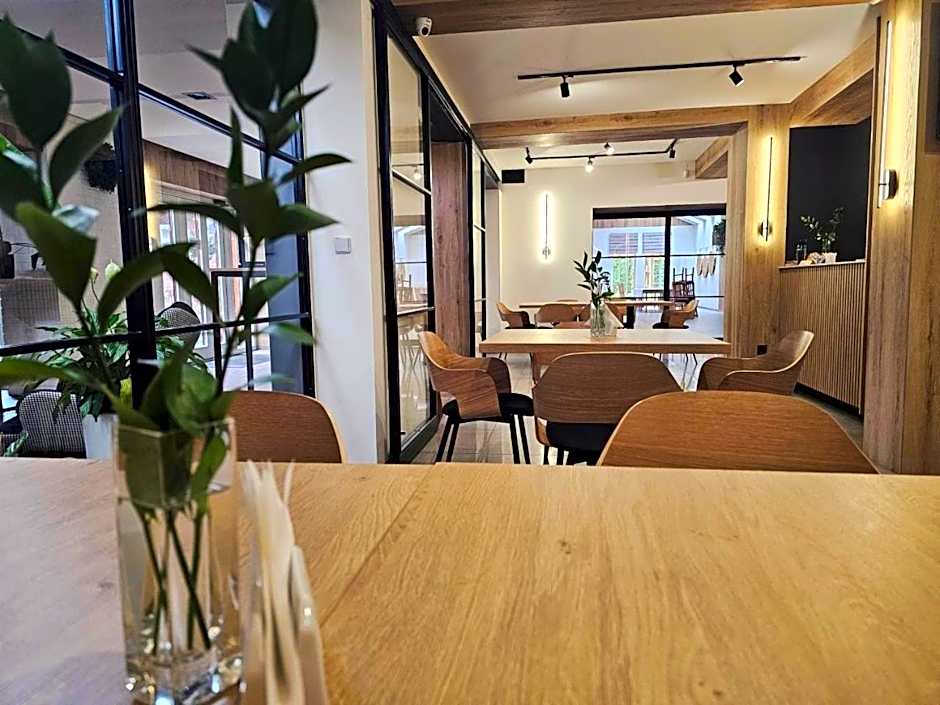 Restauracja i Noclegi Pod Kasztanami