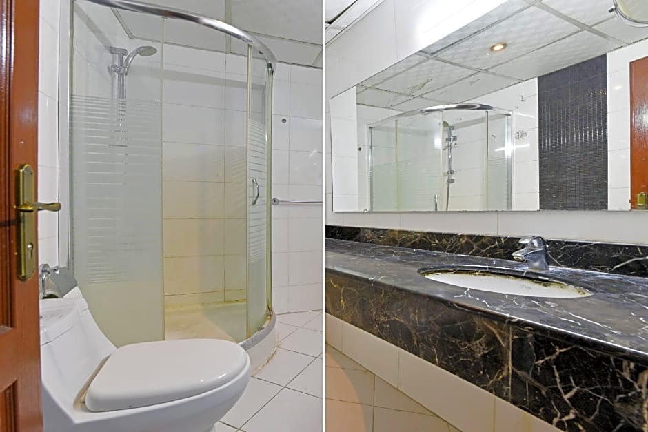 OYO 118 Revira Hotel