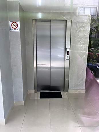 Grupo Kings Suites Chimborazo 567