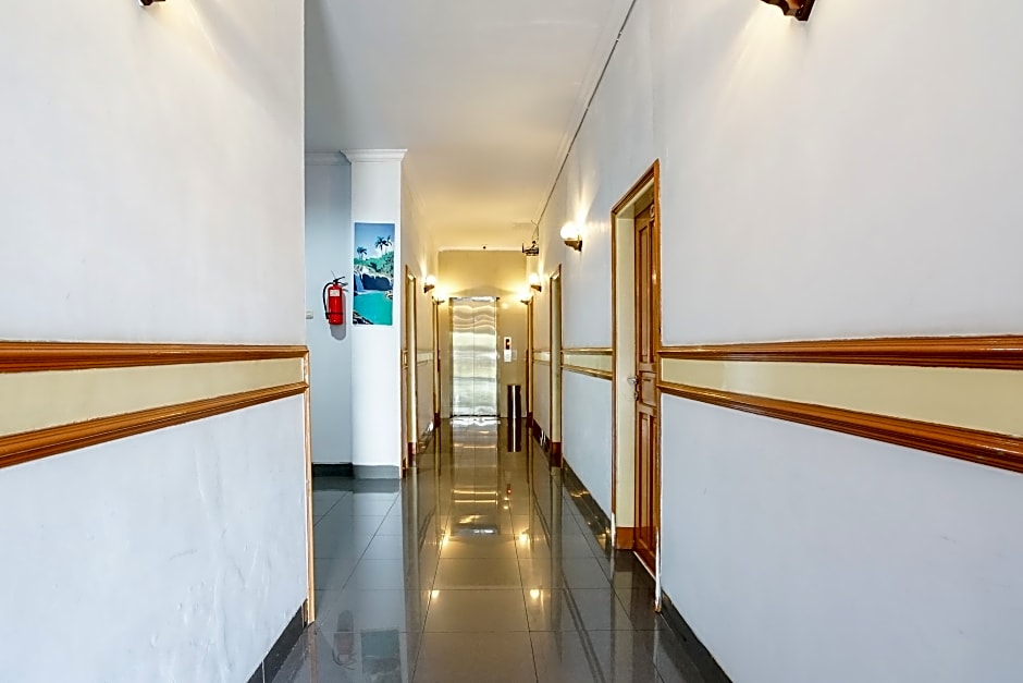 Hotel Mustika Sari by ZUZU