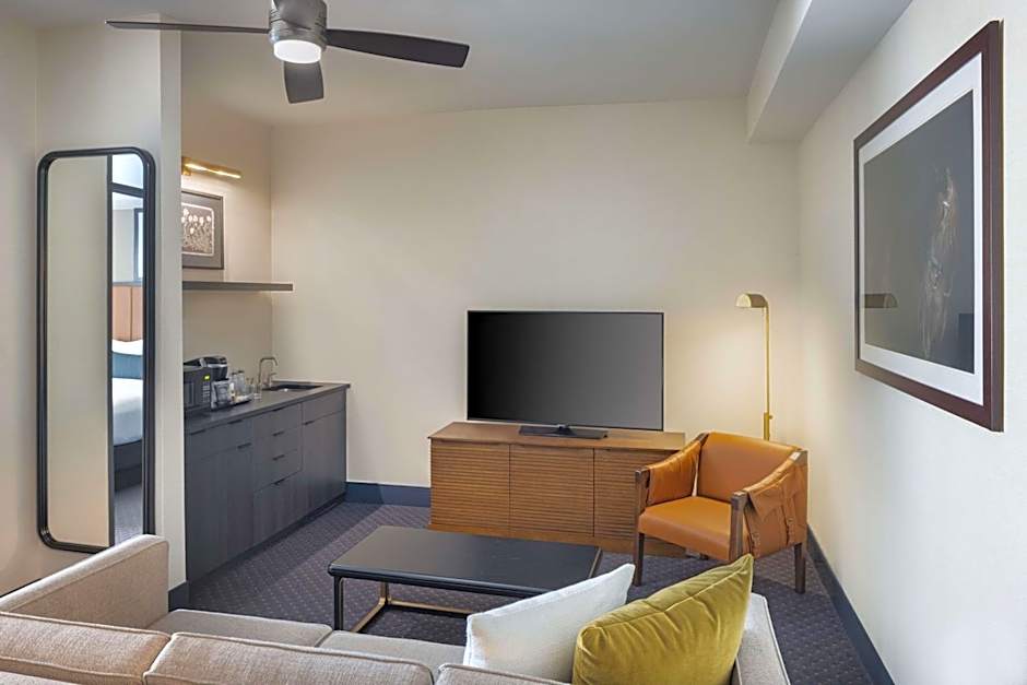 DoubleTree Suites by Hilton Lexington