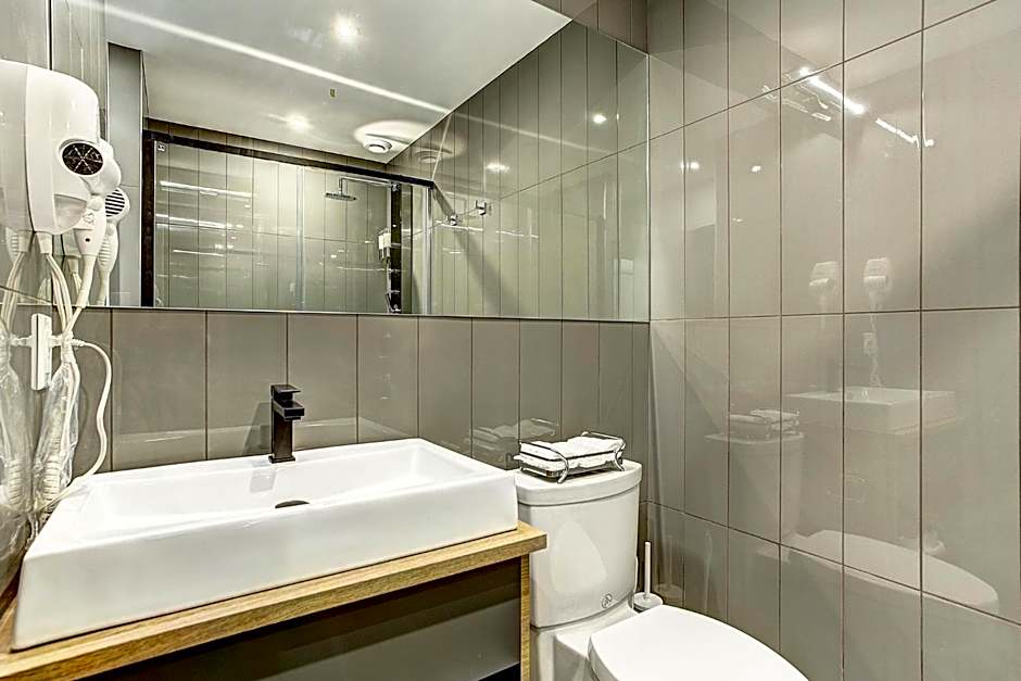 Pierce Boutique Apartments by Simplissimmo