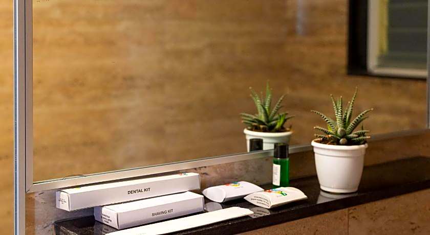 StayBird - B Suite Business Hotel 