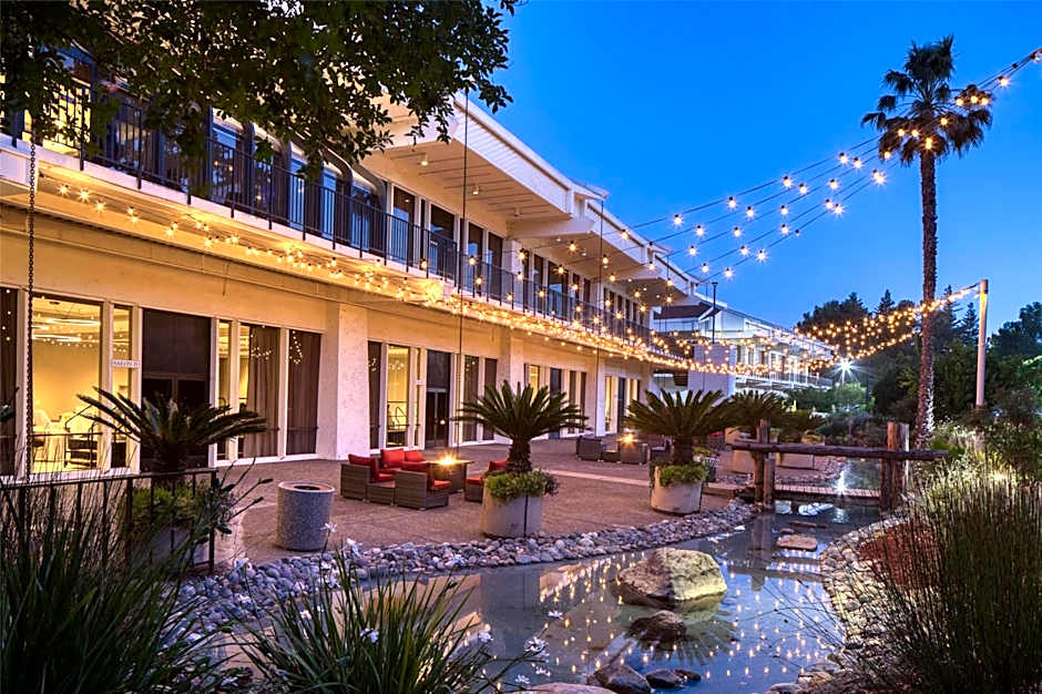 DoubleTree By Hilton Sacramento