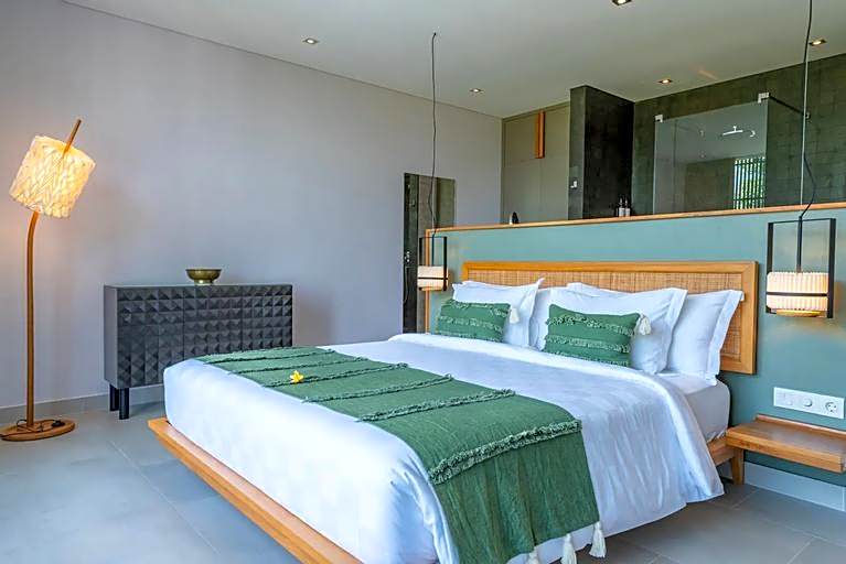 La Maison d'Ulysse - Luxury 4BR Villa Surrounded by Rice Paddies