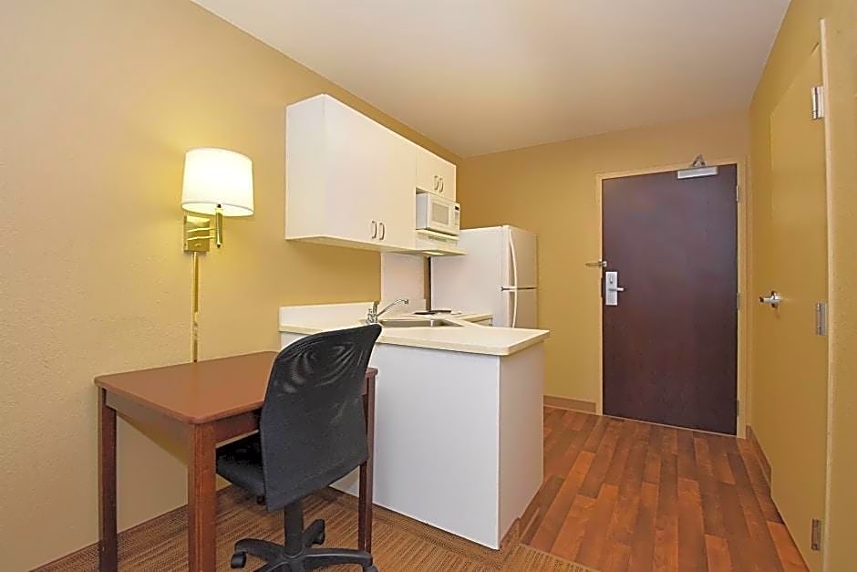 Extended Stay America Suites - Raleigh - Cary - Regency Parkway North