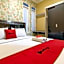 RedDoorz Syariah near Jam Gadang Bukit tinggi 2