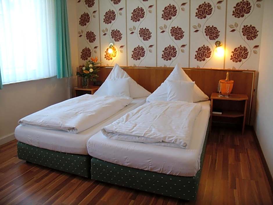 Landhotel Zum Niestetal