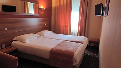 Economy Twin Room