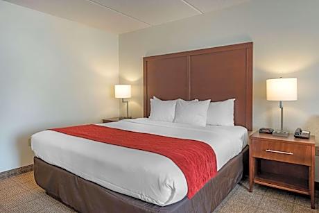 Standard King Room - Non-Smoking