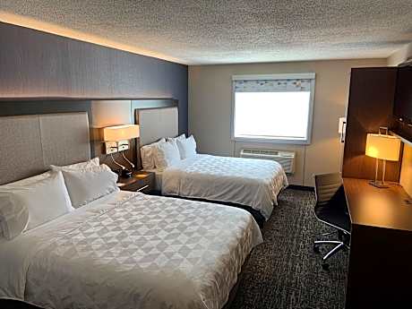 2 Queen Standard Refrigerator