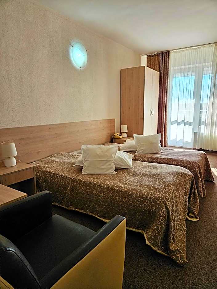 Hotel Mures
