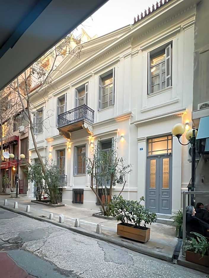 When in Athens Hostel