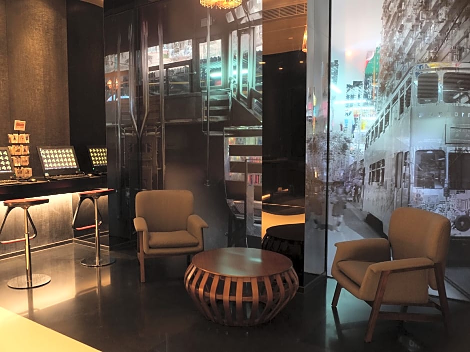 M1 North Point Hotel