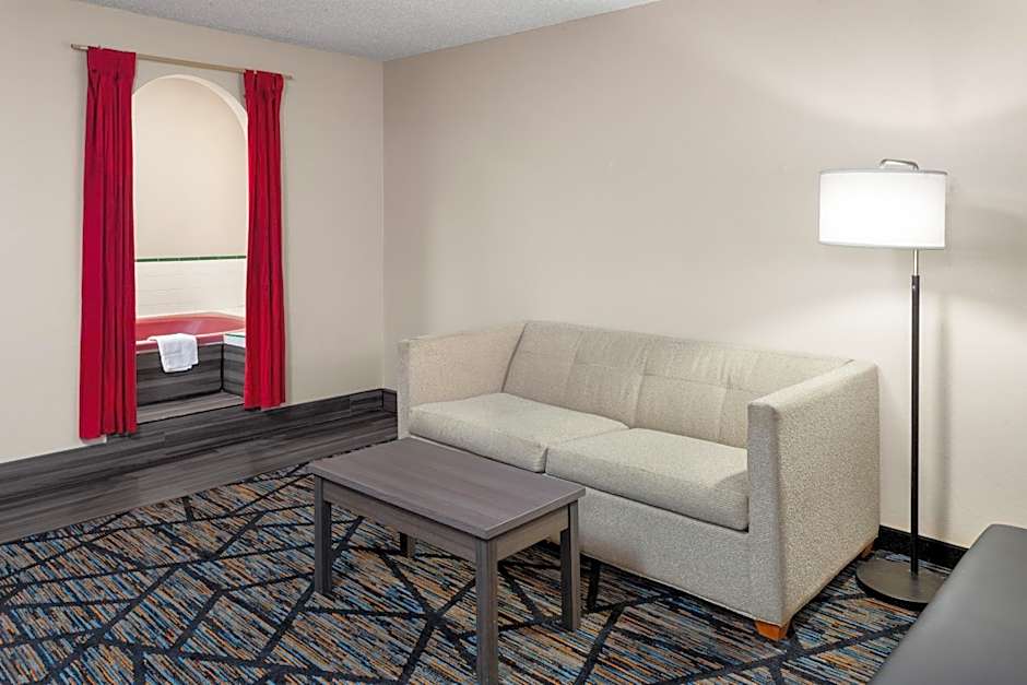 Super 8 by Wyndham Mt. Vernon