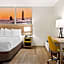 Days Inn & Suites by Wyndham Warren