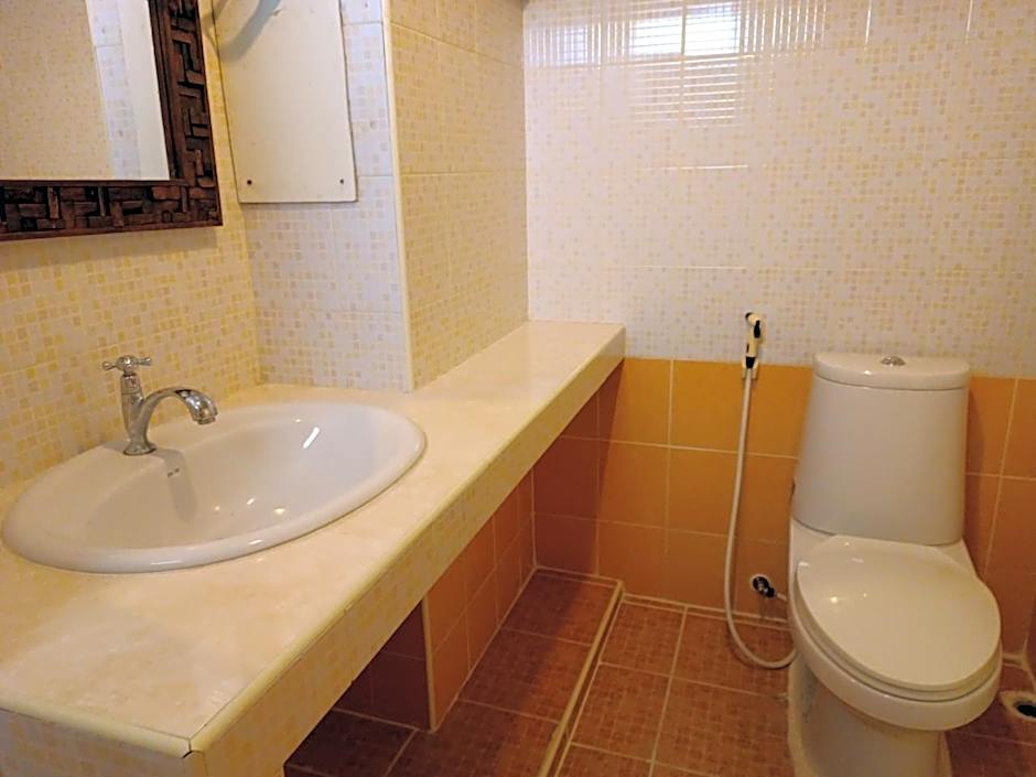 Grandview Condominia