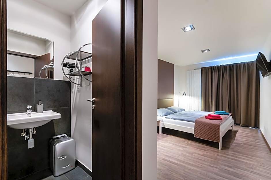 VV hotel & apartments