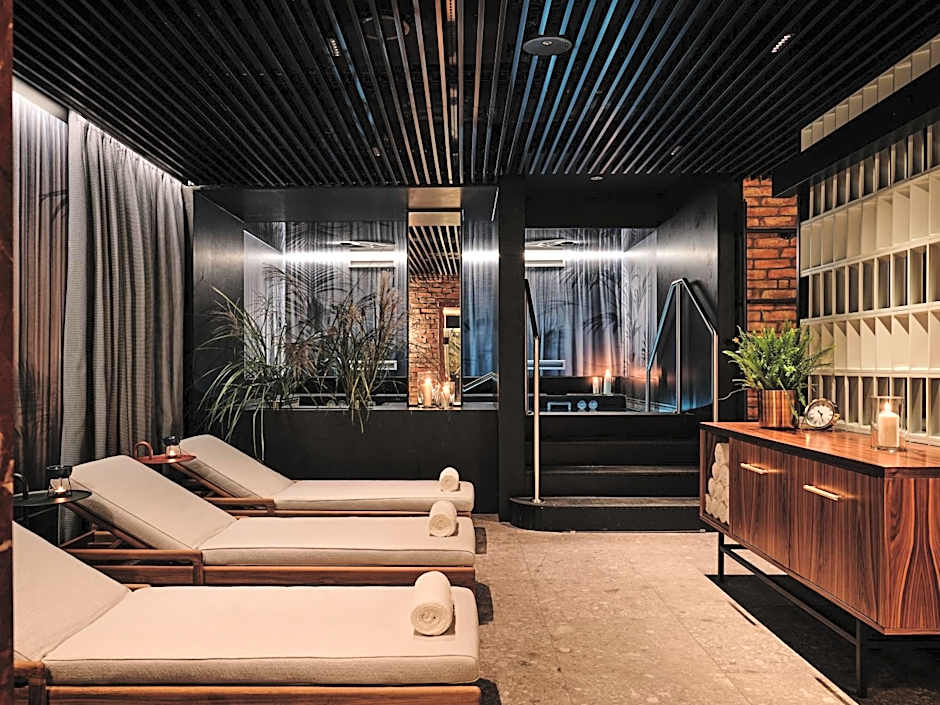 Hotel Altus Palace - Destigo Hotels