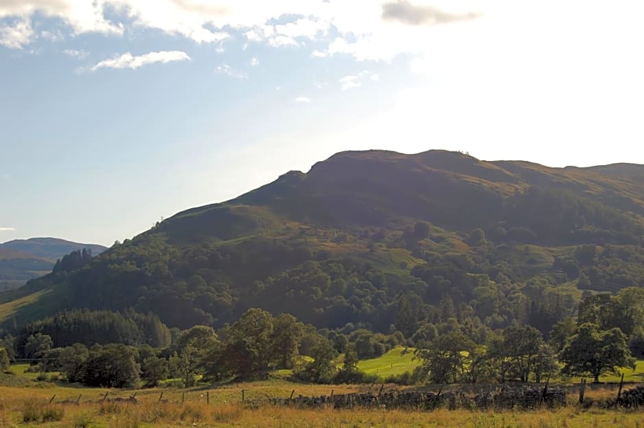 Cosy & compact Rowan Lodge no4