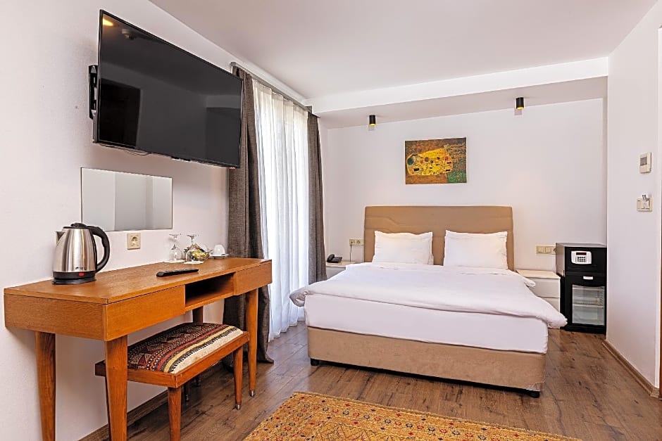 Photo 1 of 7 of Suite, Terrace
