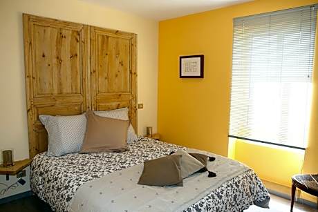 Double Room with Mountain View