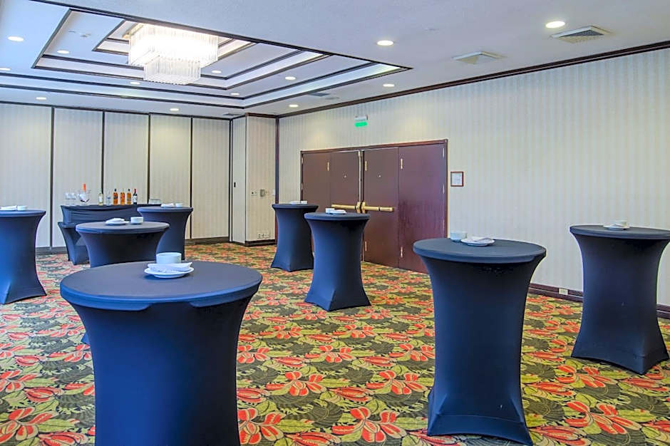 Delta Hotels by Marriott San Jose Aurola