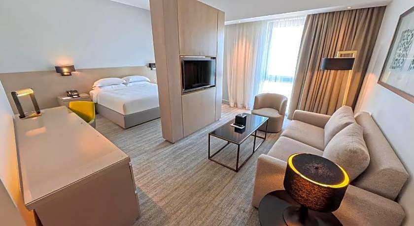 Novotel Muscat Airport