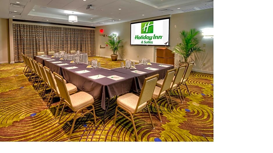 Holiday Inn & Suites Tupelo North, an IHG Hotel