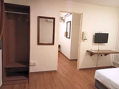 Premium Suite room