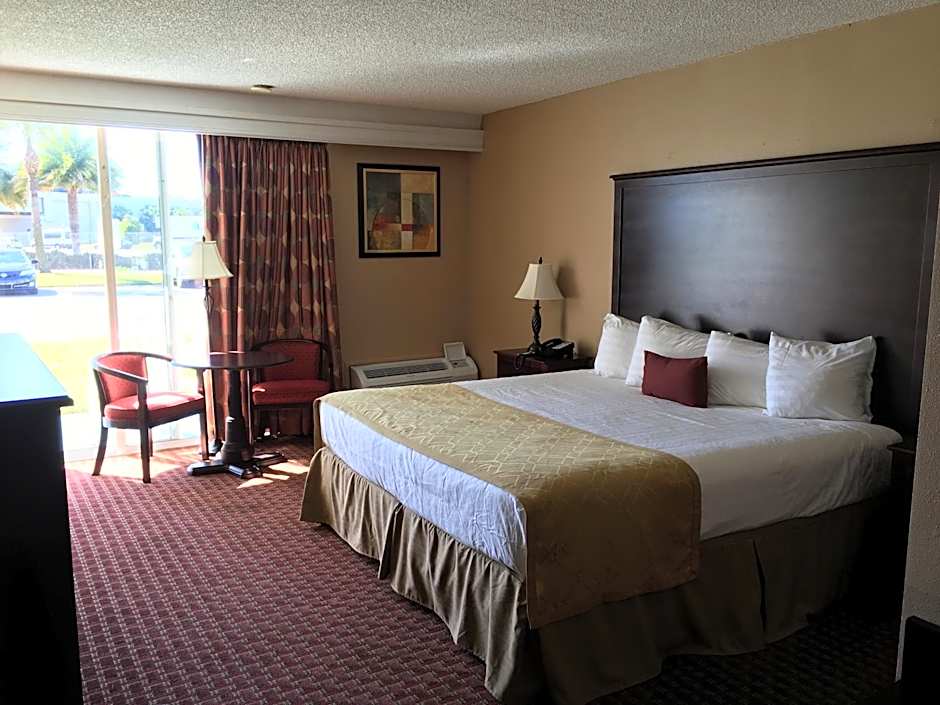 Travelodge by Wyndham Lakeland