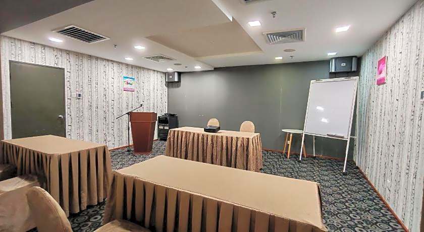 Ajang Hotel