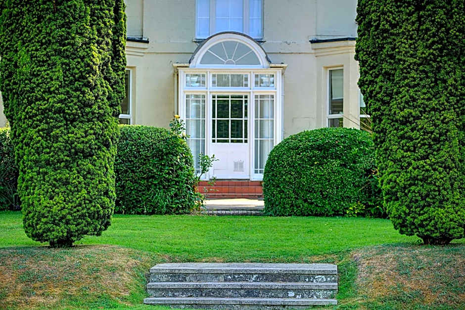 Best Western The Royal Chase Hotel