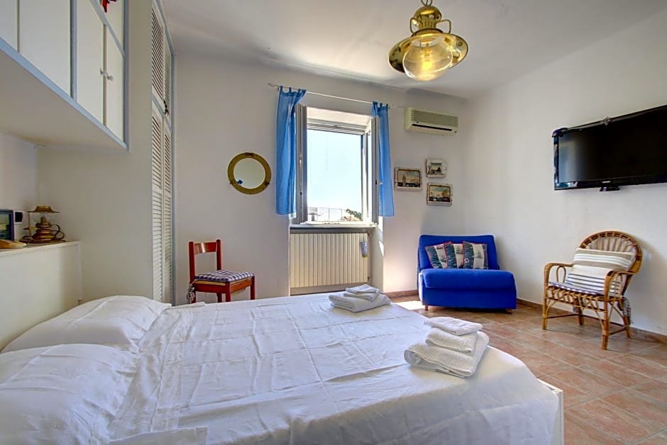 Lacco Terrace Solarium