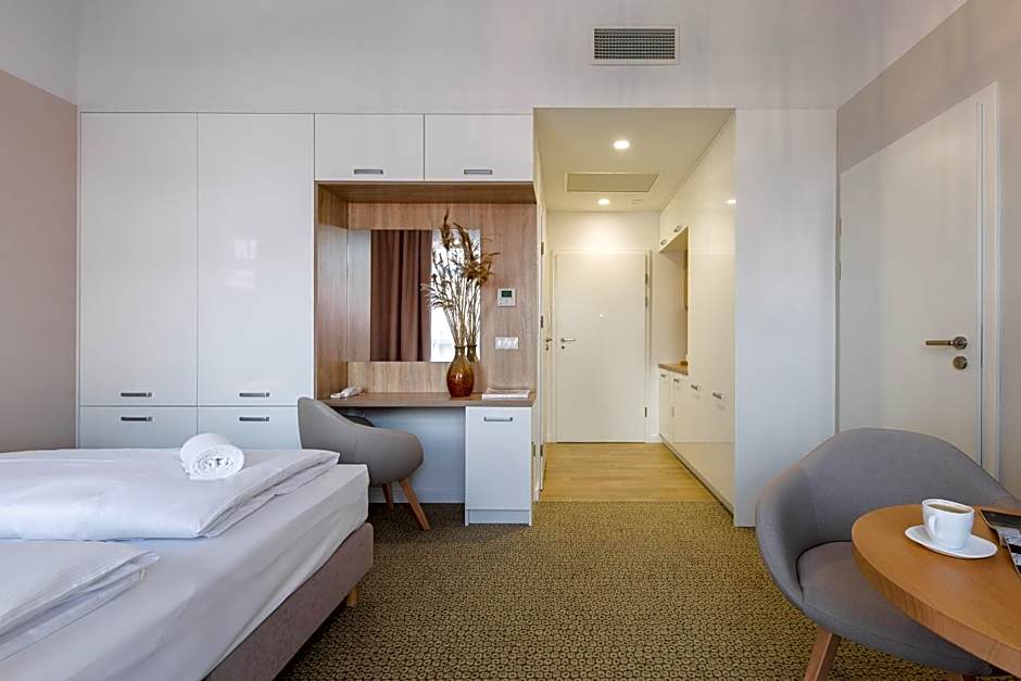 Molo Park Aparthotel